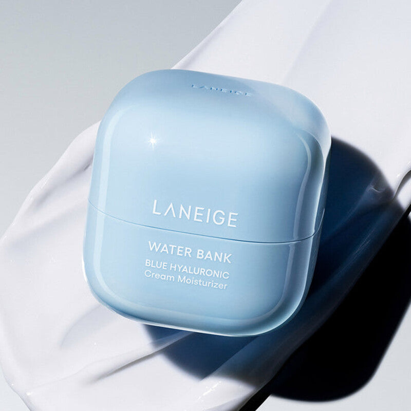 Water Bank Blue Hyaluronic Essence Toner - Pleťové tonikum pro smíšenou až mastnou pleť 160ml