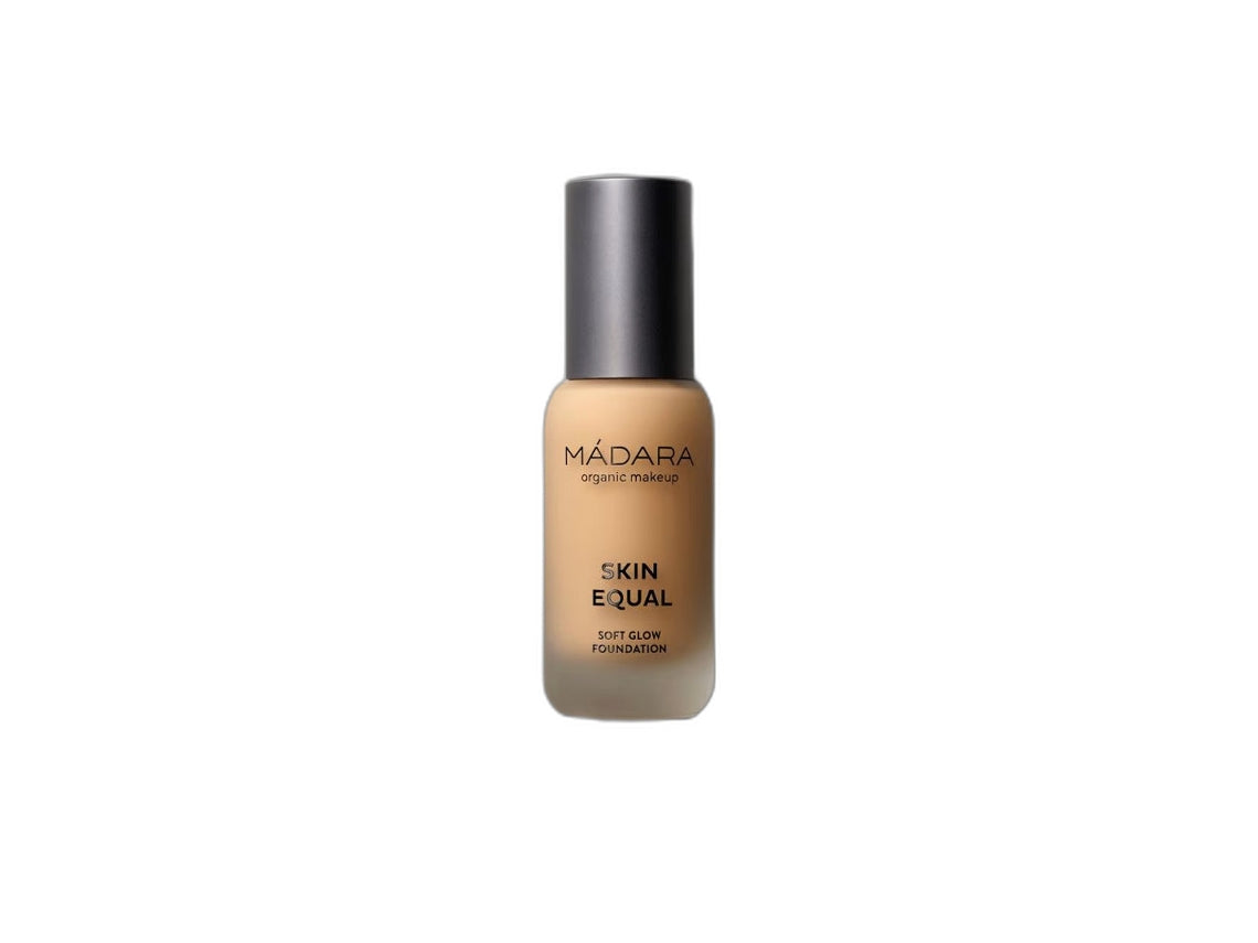 MÁDARA Skin Equal Foundation #50 Golden Sand 30 ml - vegan - SPF 15
